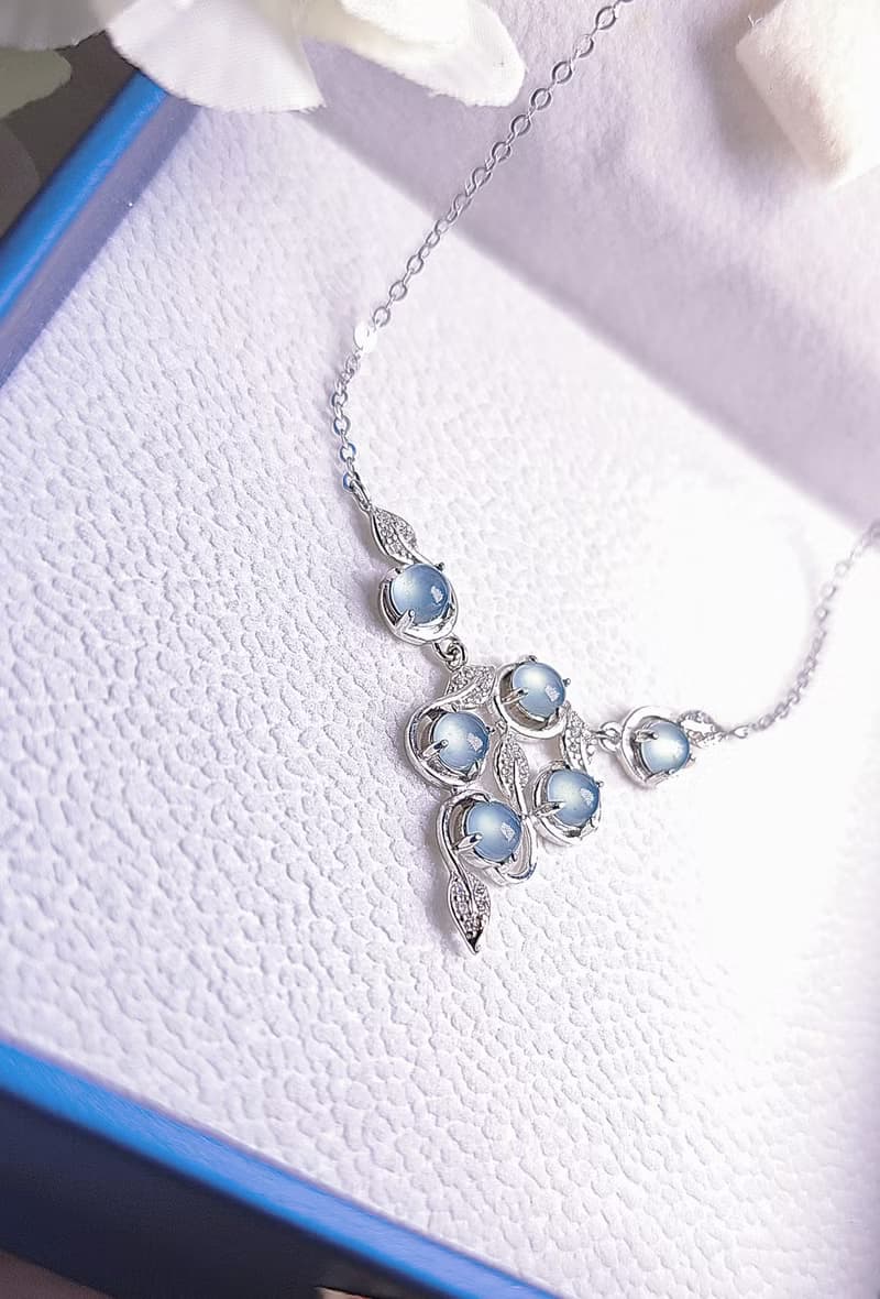 |古典精緻藍剛|a貨翡翠冰玻藍剛蛋面4.2mm純銀鍍18k設計款項鍊