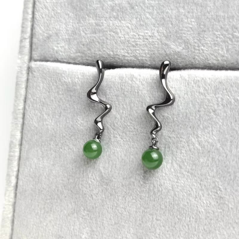 JadeStyle【黑韻】台灣玉6mm耳針 | 925銀鍍黑極簡設計