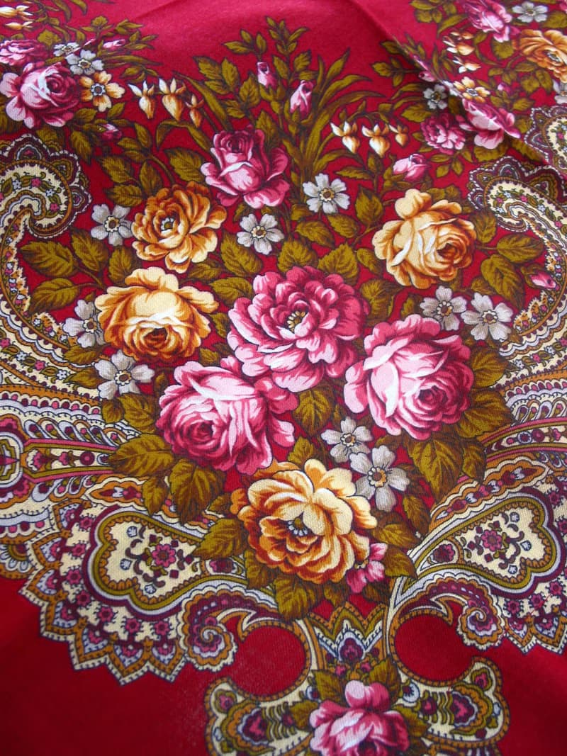 Authentic Pavlovo Posad Russian Shawl Scarf Soft 100% Wool 89x89 cm 779-5