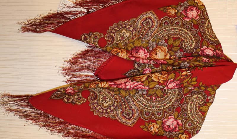 Authentic Pavlovo Posad Russian Shawl Scarf Soft 100% Wool 89x89 cm 779-5