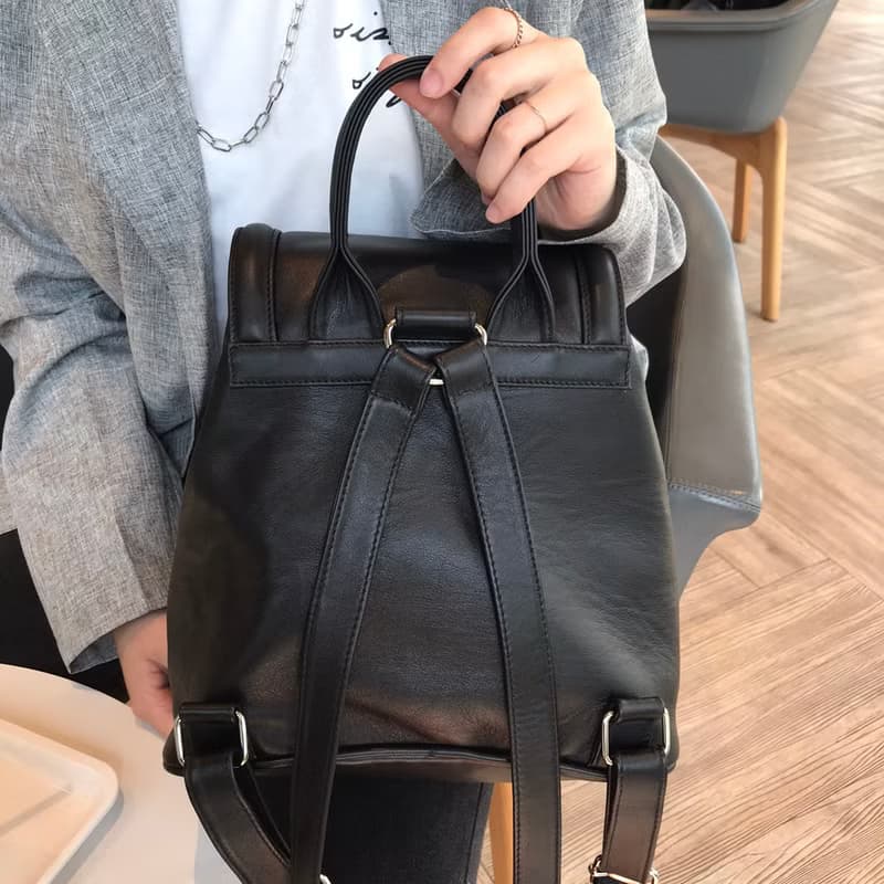 心中的圖畫 翻蓋磁釦式牛皮後背包