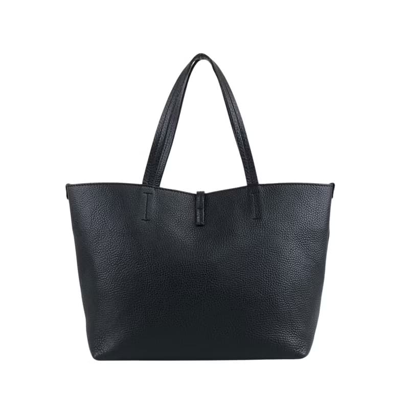 【 日本直送　名牌中古包 】Salvatore Ferragamo サルヴァトーレ フェラガモ トートバッグ ブラック ガンチーニ レザー anw36v