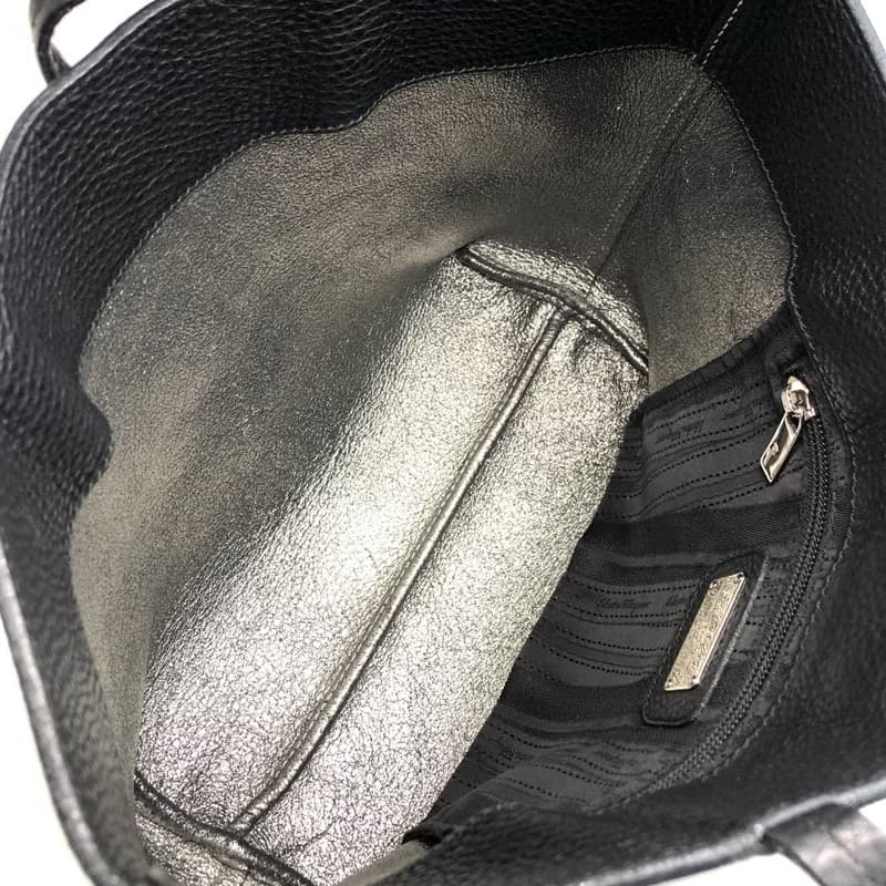 【 日本直送　名牌中古包 】Salvatore Ferragamo サルヴァトーレ フェラガモ トートバッグ ブラック ガンチーニ レザー anw36v
