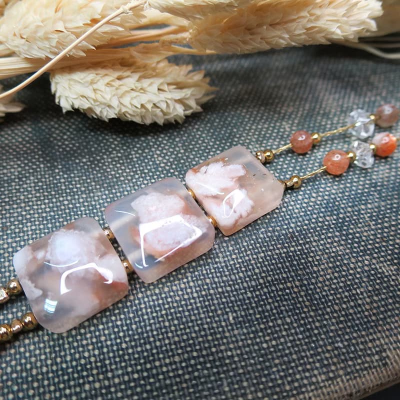 VIIART。綻放。櫻花瑪瑙阿魯沙水晶手鍊|果凍溫柔感粉花手排