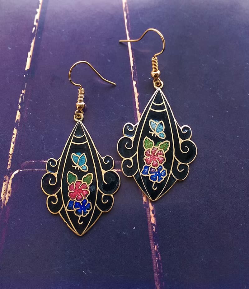 Vintage Jewelry 西洋古董飾品 黑底花卉 景泰藍 耳勾 針式耳環