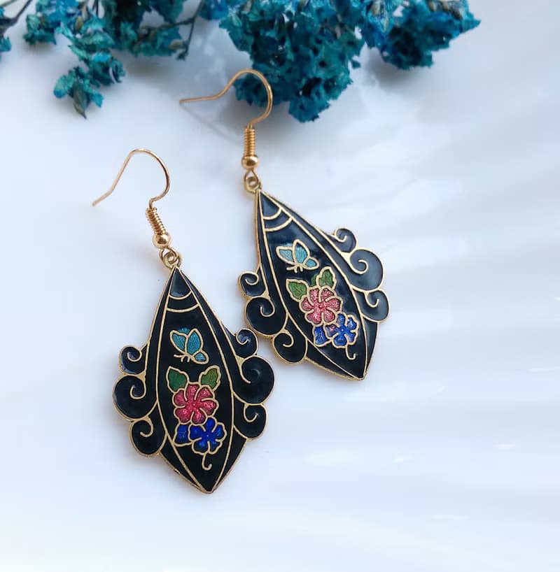 Vintage Jewelry 西洋古董飾品 黑底花卉 景泰藍 耳勾 針式耳環