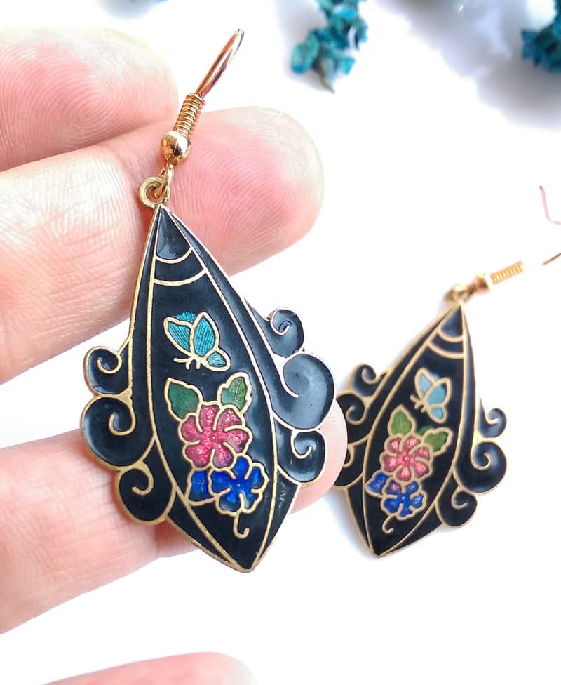Vintage Jewelry 西洋古董飾品 黑底花卉 景泰藍 耳勾 針式耳環