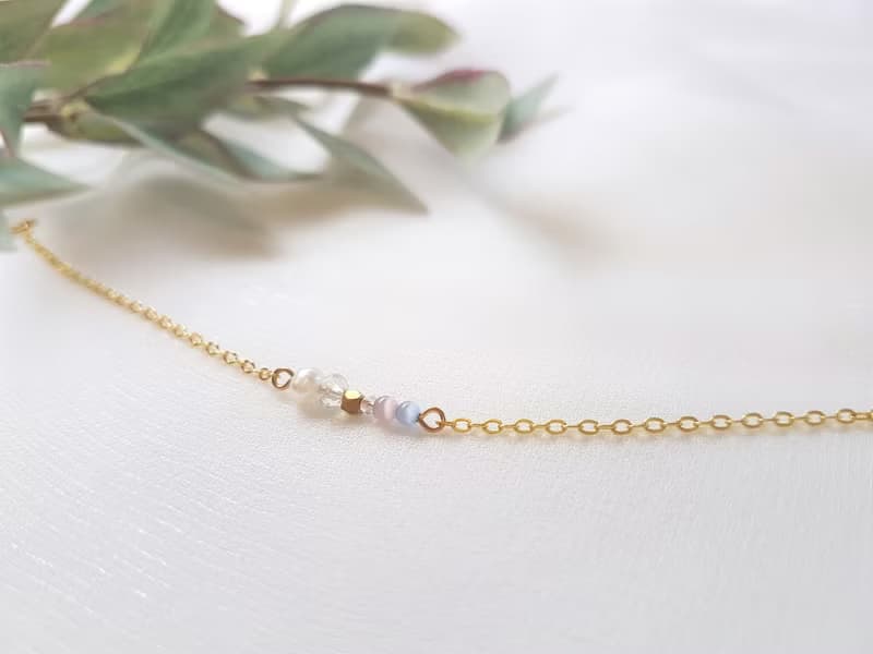 度假小屋 ‧ 貓眼石 珍珠 黃銅 水晶 細手鍊