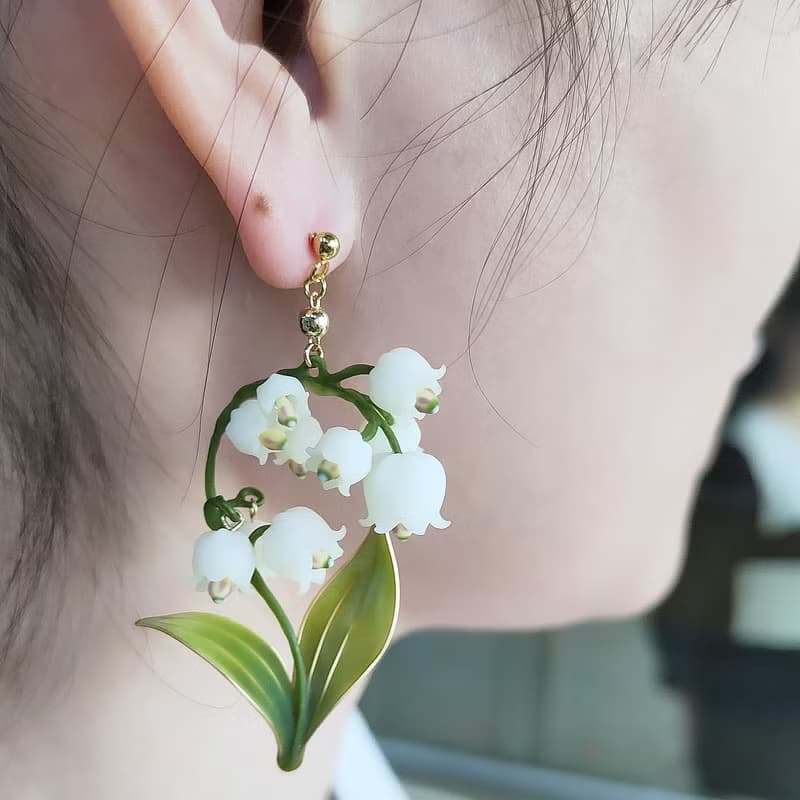 鈴蘭耳飾