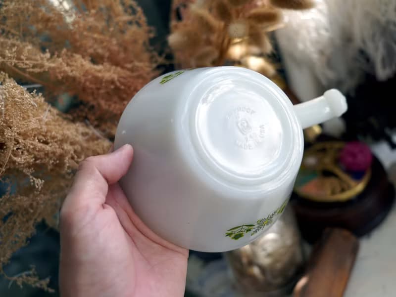 美國中古FIRE KING白玉色湯碗綠色小花圖案沙拉碗 古董玻璃餐具