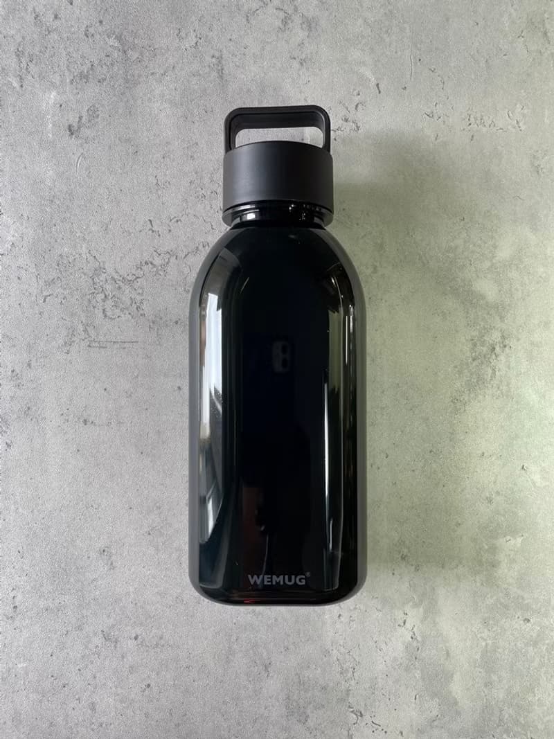 日系大賣 琥珀色1000ml大容量手提水壺 炎夏補水拍檔