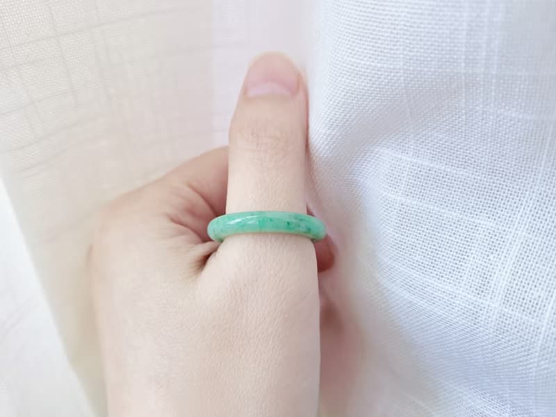 【親翠】天然翡翠 超美濃果陽綠飄花滿色手指鐲16戒圈