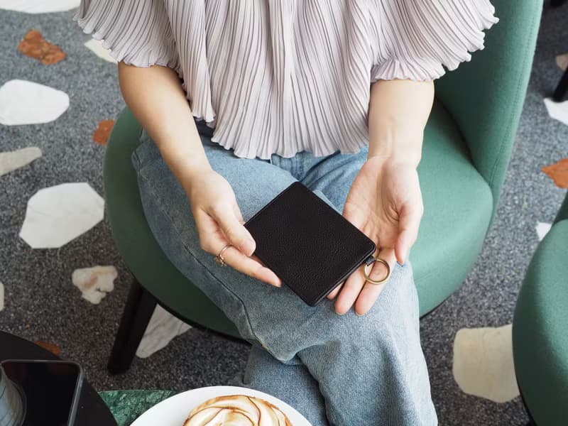 June (Black) :  Multi-card holder, card case, Slim wallet, Black wallet