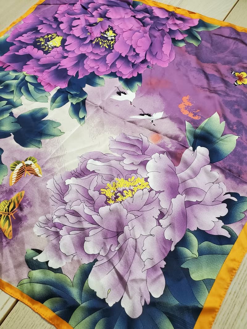 有禮貌穿搭 東方 大花圖騰 絲巾 方巾 70cm