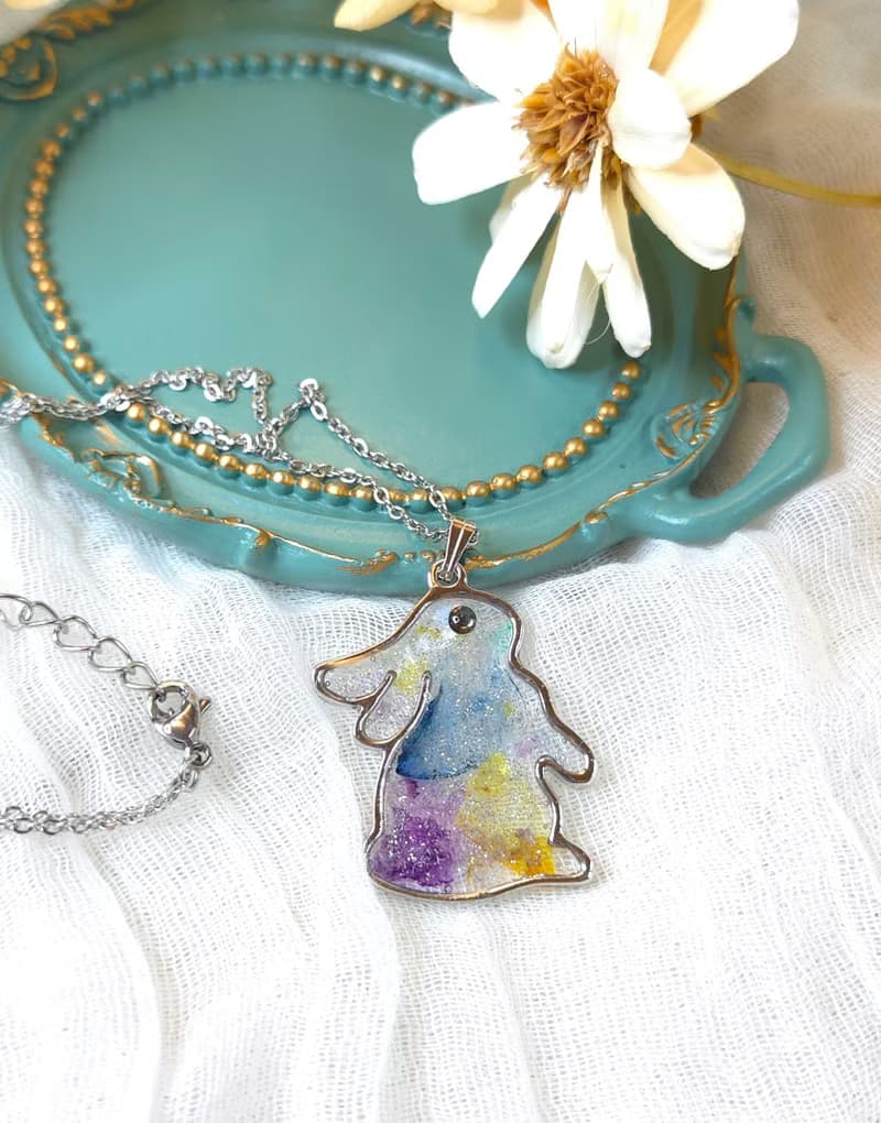 月夜的月兔樹脂項鍊