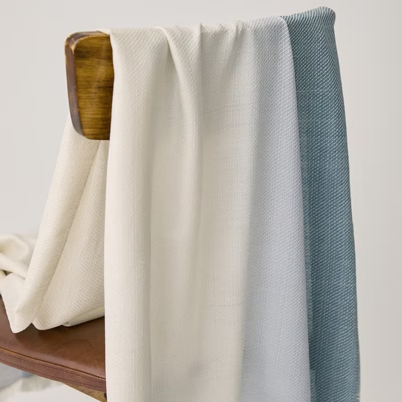 絣染漸層絲質圍巾-綠X白(數量有限 售完為止)