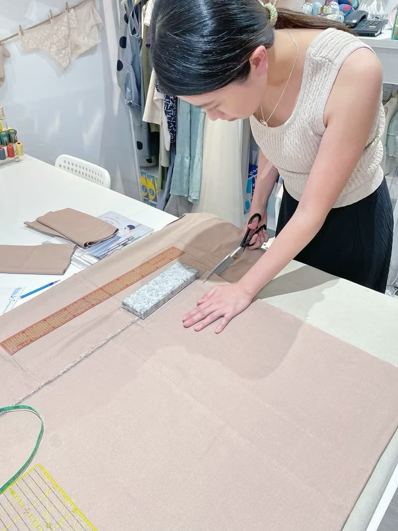 【體驗】初學OK台北縫紉體驗_幼兒針織彌月熊帽手套包屁衣含教學設備材料