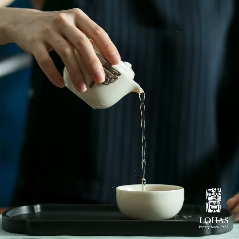 陸寶LOHAS 國立歷史博物館 聯名 春秋獸面玉飾 1壺1杯+便攜布袋