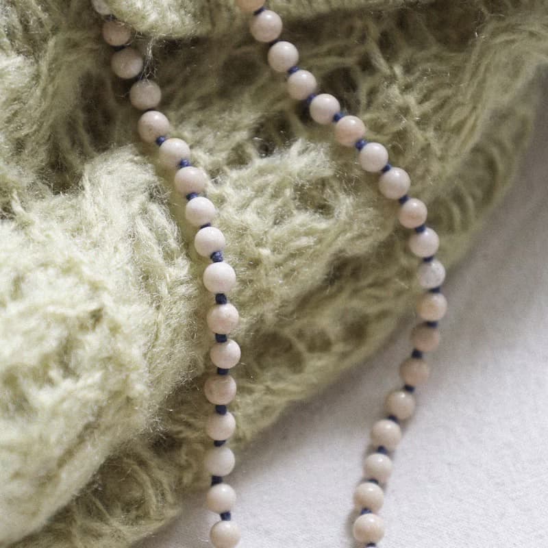 Blue Rosebud / Beige Gemstone surgical steel necklace
