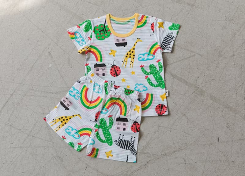 雨後的春日下午-輕透空氣衣短袖韓國童裝-K18705