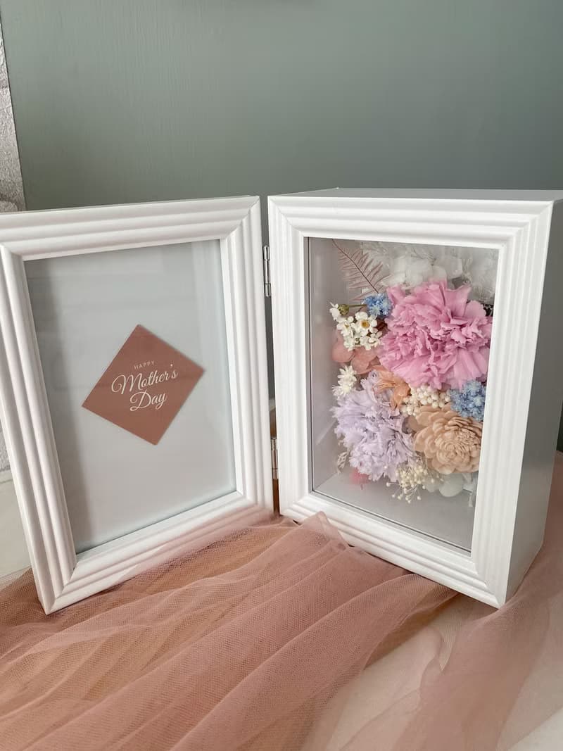 永生花 / 永生花相框 / 母親節花禮 / 情人節花禮