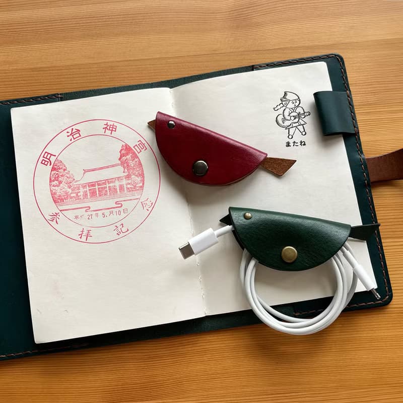 Uccelli 小飛鳥皮革集線器 /捲線器 一 繽紛多色 / 一組兩個