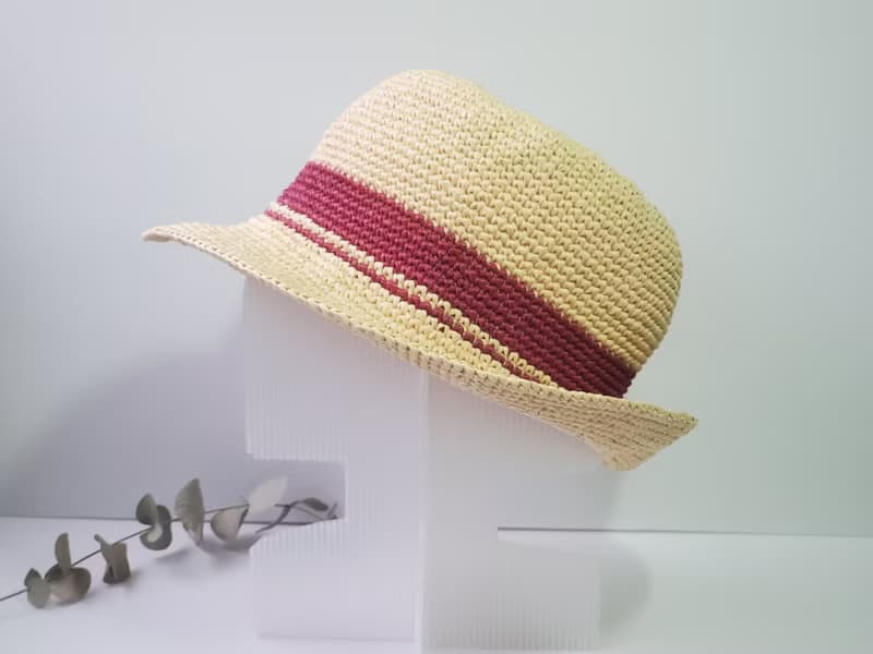 卡其色中性女用男用草帽遮陽帽紳士帽帽子鉤針手工編織父親節禮物