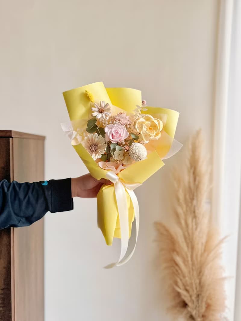 煦陽 索拉太陽花束 永生花束 畢業花束