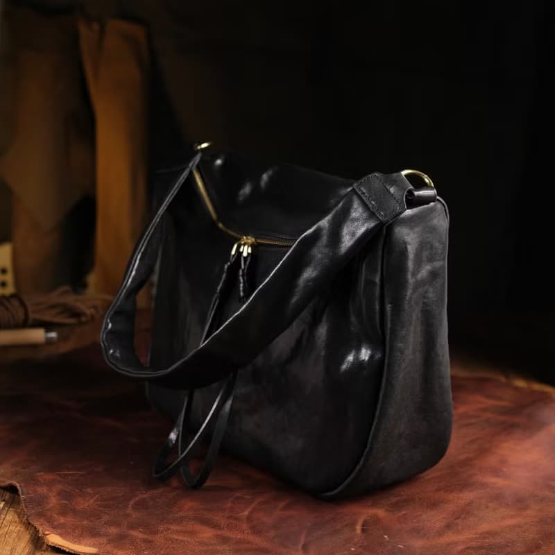 GIOVAND 朋克復古 單肩斜挎包 植糅牛皮 側背包 中性風格