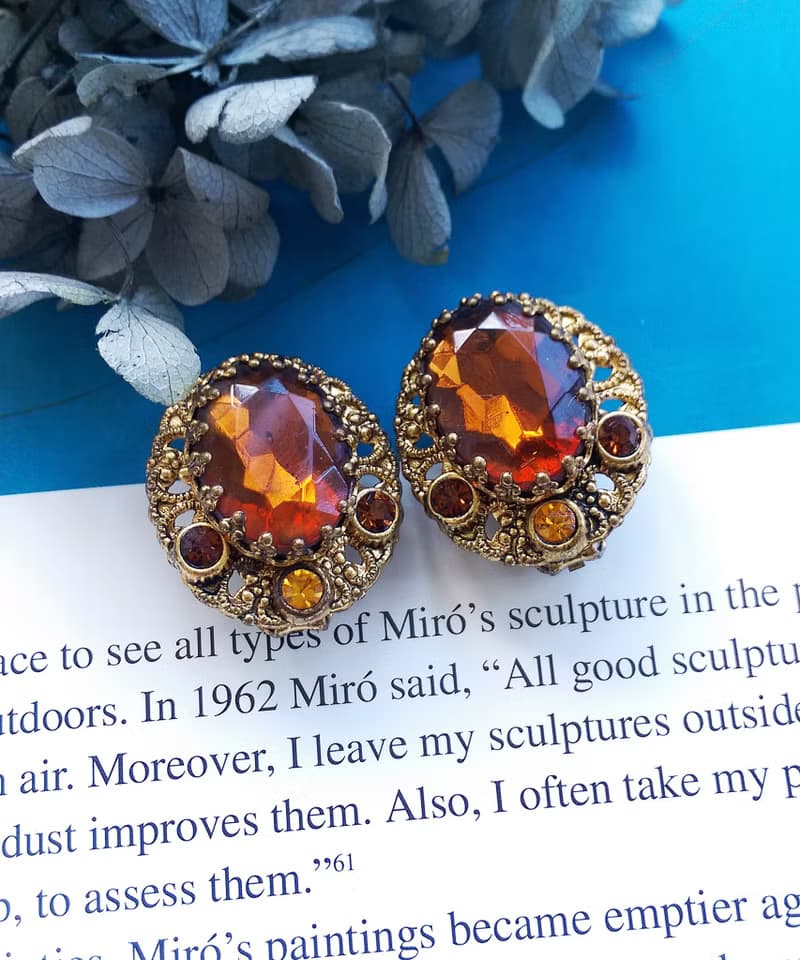 Vintage Jewelry 西洋古董飾品 西德製 琥珀色調 經典 夾式耳環