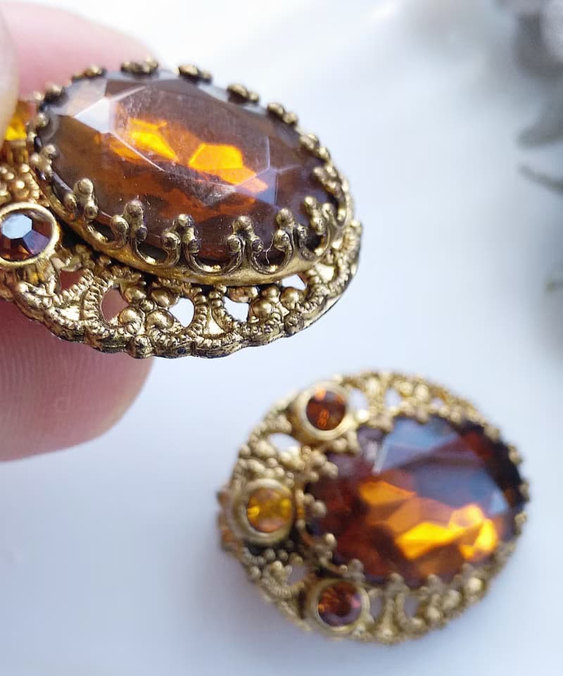 Vintage Jewelry 西洋古董飾品 西德製 琥珀色調 經典 夾式耳環
