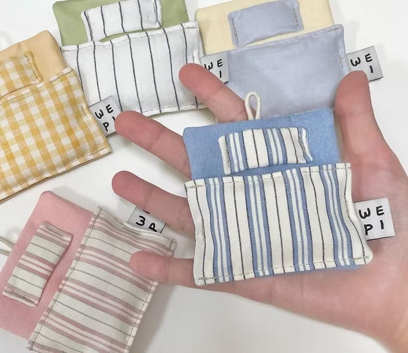 Modern green bedding key ring(8X8cm) /handmade mini doll present charm miniature