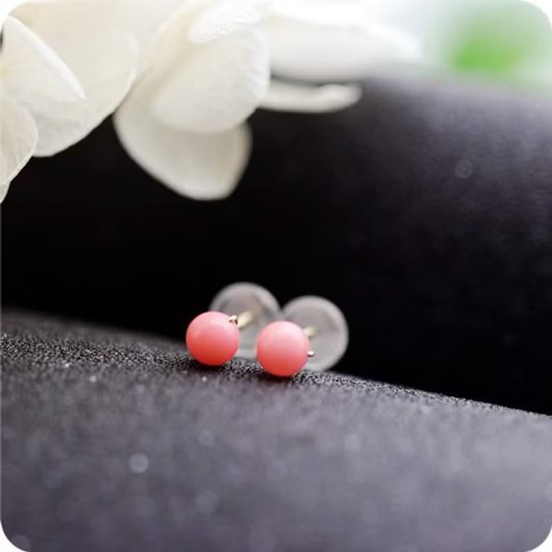 運気を上げる ピンクサンゴのネジネジスタッドピアス イヤリング 3月誕生石 4mm