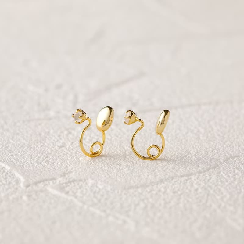 birthstone ―6月 ムーンストーン miniループフィットイヤリング　誕生石