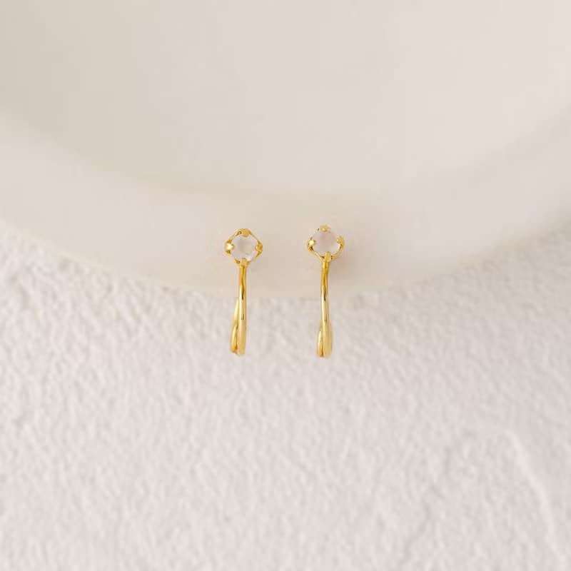 birthstone ―6月 ムーンストーン miniループフィットイヤリング　誕生石