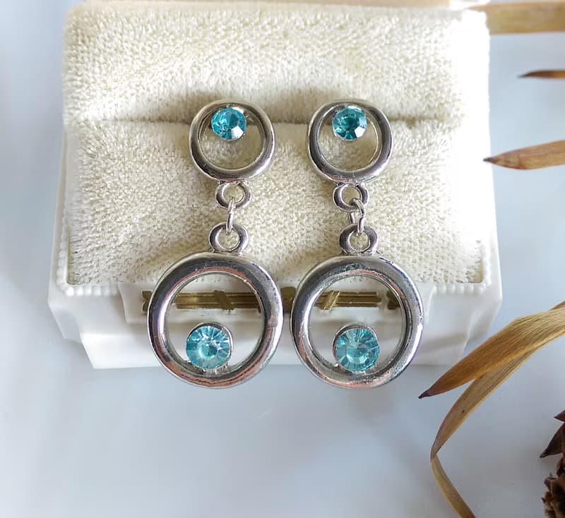 Vintage Jewelry 西洋古董飾品 銀色調 垂墜 沁藍 針式耳環