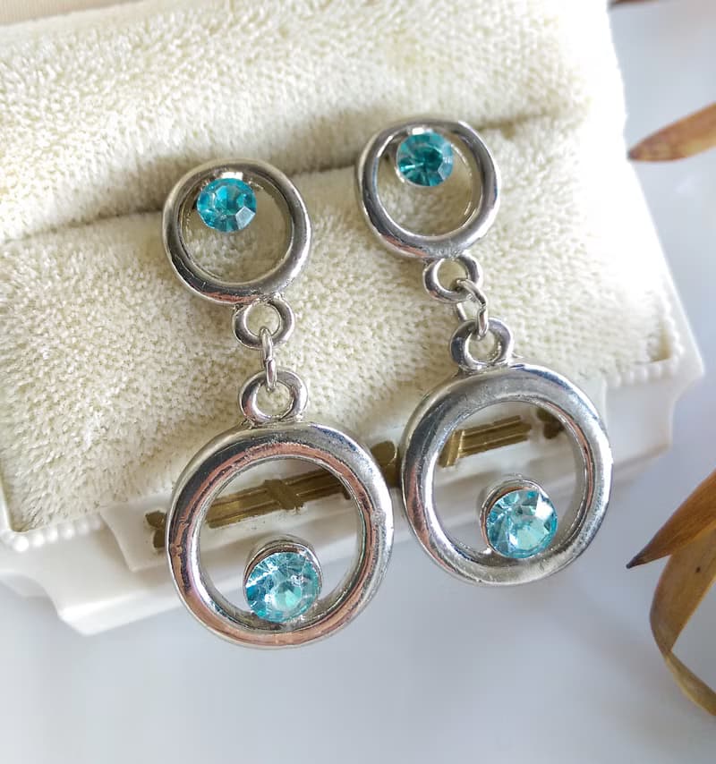 Vintage Jewelry 西洋古董飾品 銀色調 垂墜 沁藍 針式耳環
