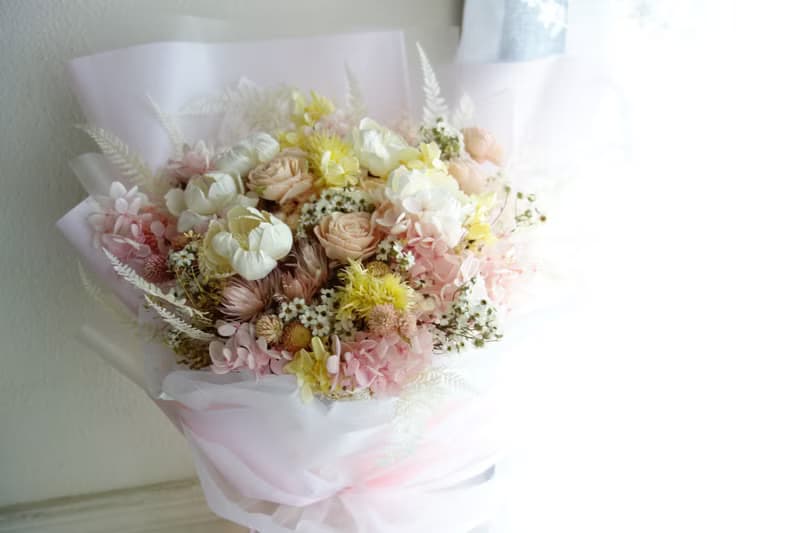 清新粉黃雪紡花束/韓式花束/畢業花束/生日/情人節/求婚花束