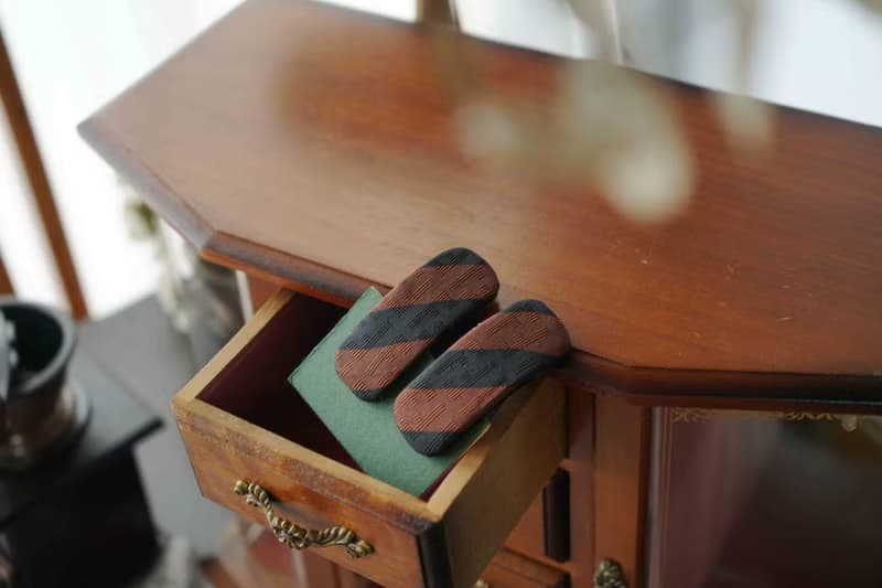 古董領帶改製髮夾-Fendi-巧克力棕-兩入一組