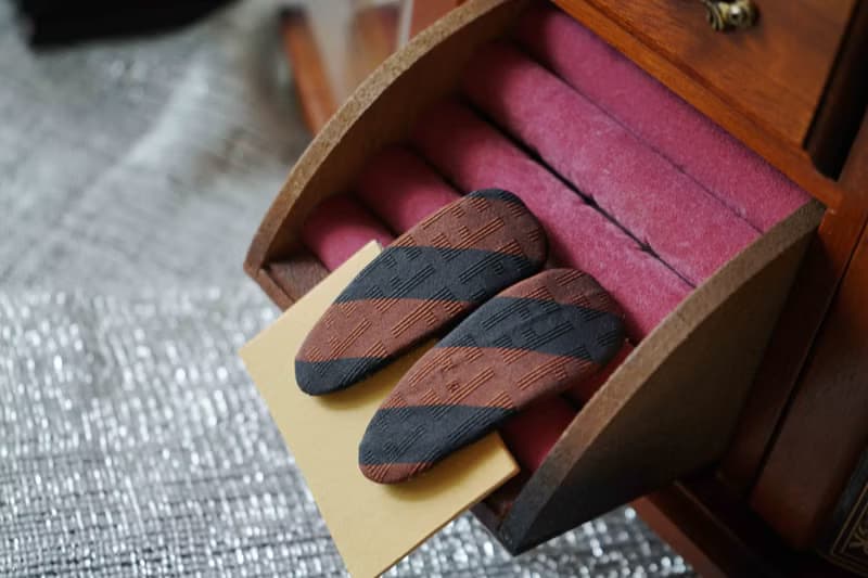 古董領帶改製髮夾-Fendi-巧克力棕-兩入一組