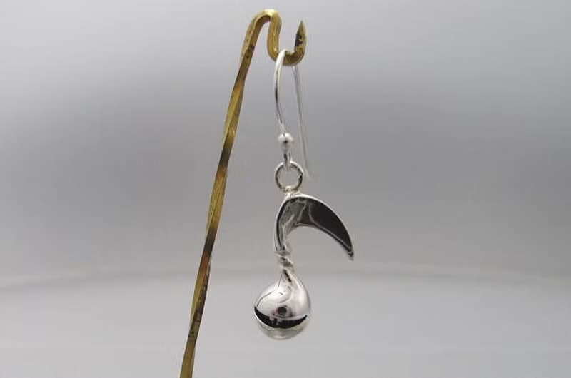 smile note Pierce (s_m-O.09) 音符 微笑 穿孔耳环 sterling silver earring sound note music