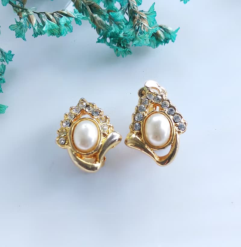 Vintage Jewelry 西洋古董飾品 小巧 珠鑽 夾式耳環