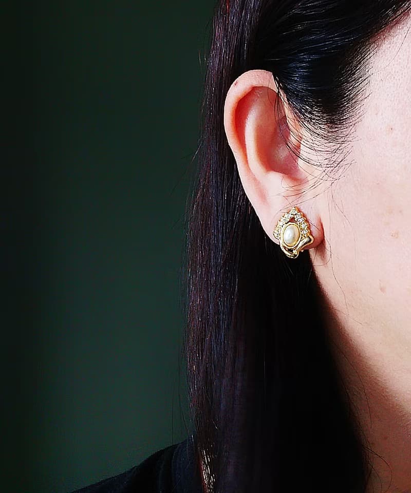 Vintage Jewelry 西洋古董飾品 小巧 珠鑽 夾式耳環