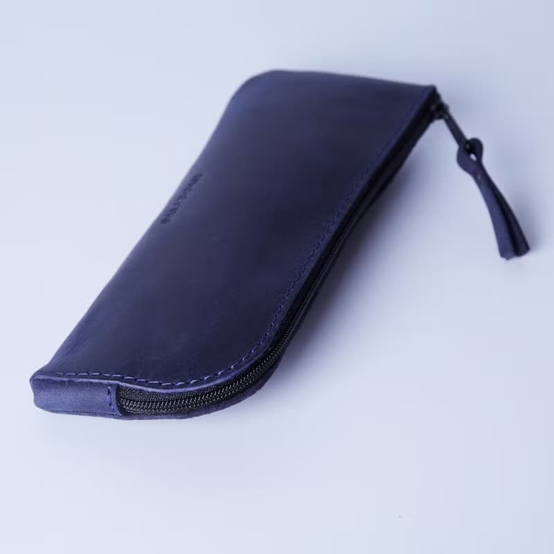 藍色真皮眼鏡盒 – 時尚皮革配件禮品