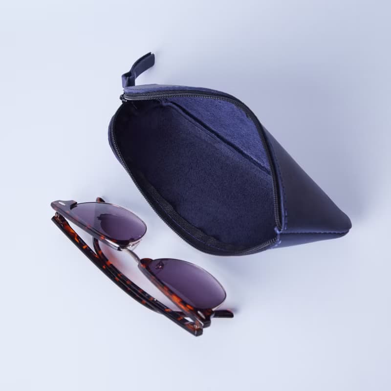 藍色真皮眼鏡盒 – 時尚皮革配件禮品