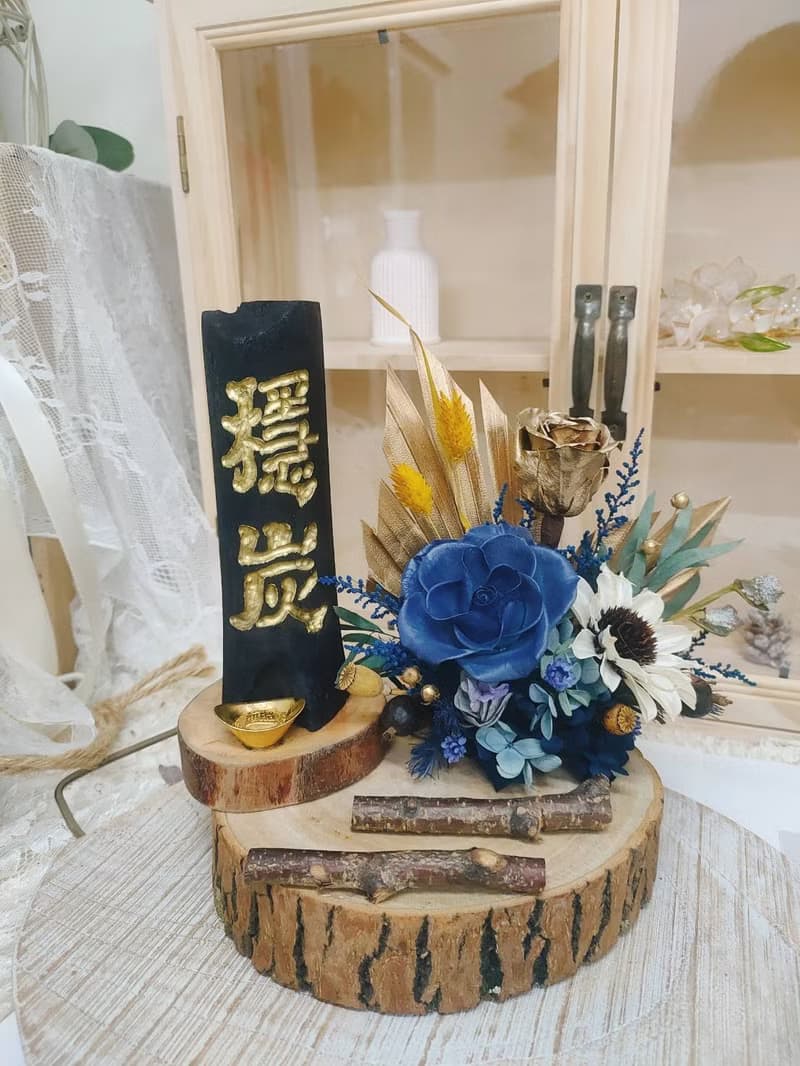 【Lingling's Studio蕎翎工作室】炭雕名片座 開幕賀禮 招財