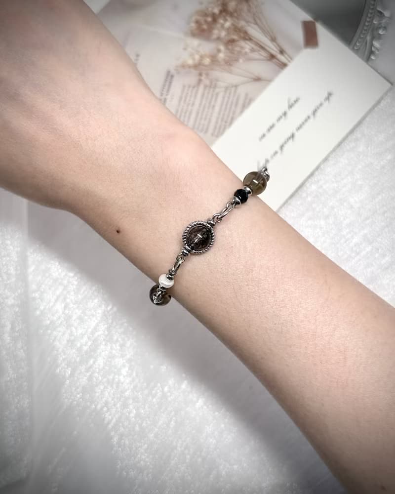 氣質蕾絲黑繃帶珍珠手鍊 - 醫療鋼/蕾絲黑髮晶/淡水珍珠/茶晶