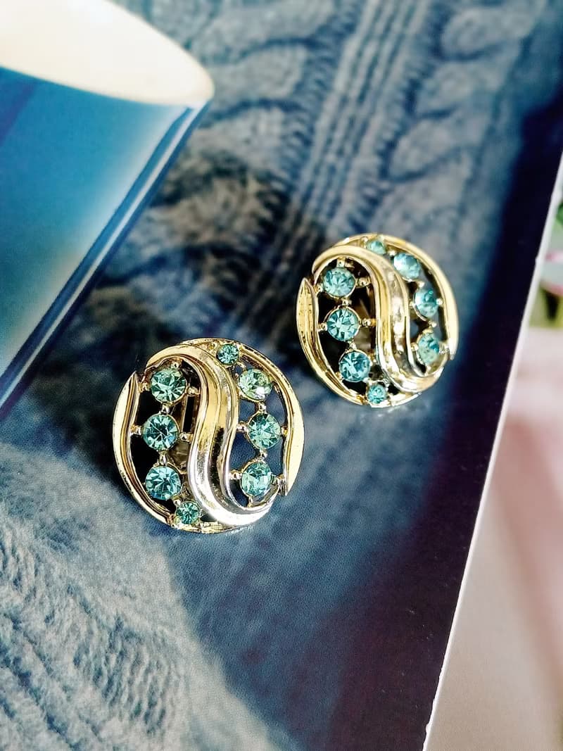 vintage jewelry  LISNER 繽紛藍色萊茵 夾式耳環