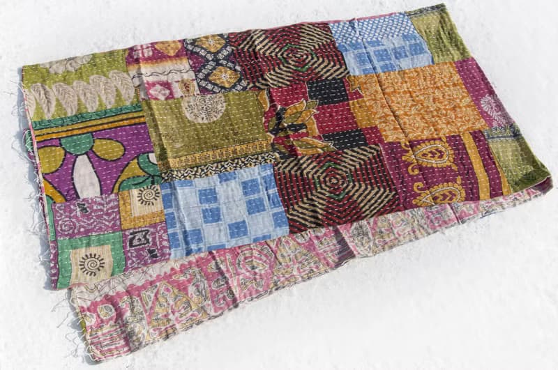 手縫紗麗布拼接絲巾/刺繡絲巾/刺繡圍巾/手縫紗麗線絲巾-英國花朵