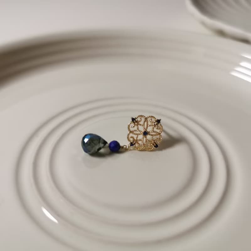 【Veverka】窗花樓閣 - 天然石耳環 青金石 水晶 耳環 飾品